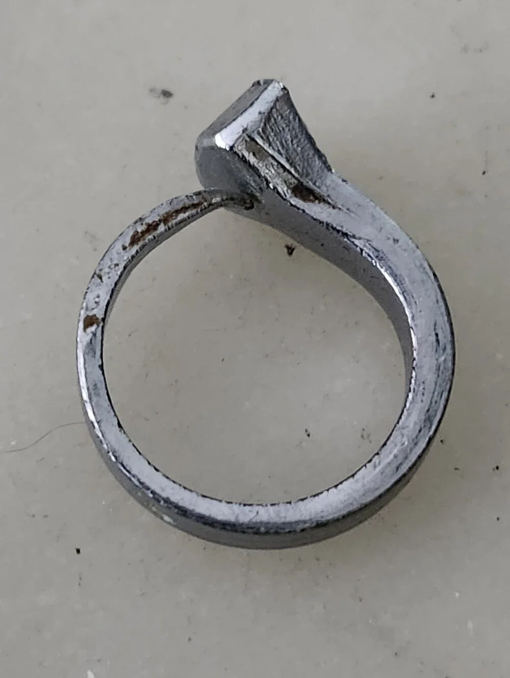 Silver Tone Horseshoe Nail Ring- Size 5.5